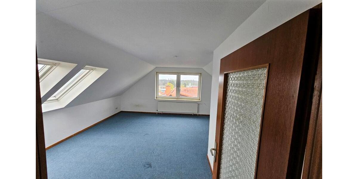 Dachgeschoßwohnung Steimbke - 2 Zimmer, 65 m&sup2;, 400&euro; | Angebot:26003935