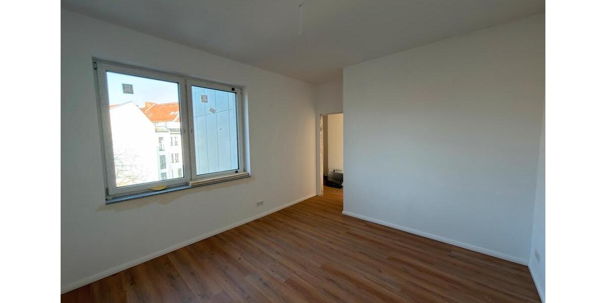 Etagenwohnung Hannover Nord - 2 Zimmer, 73 m&sup2;, 16&euro; | Angebot:25394109