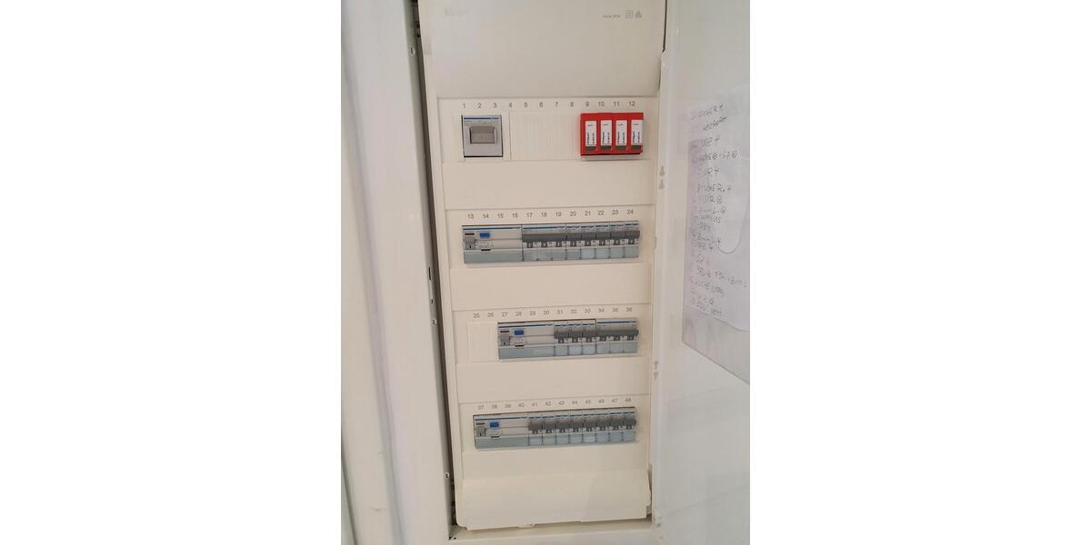 Etagenwohnung Hannover Vahrenwald-List - 3 Zimmer, 82 m&sup2;, 1.310&euro; | Angebot:25823924