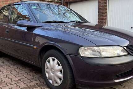 Opel Vectra 63.000 km 2.777 &euro; Wedemark 30900