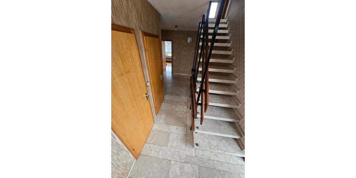 Einfamilienhaus Barsinghausen - 2.5 Zimmer, 154 m&sup2;, 340.000&euro; | Angebot:24215157