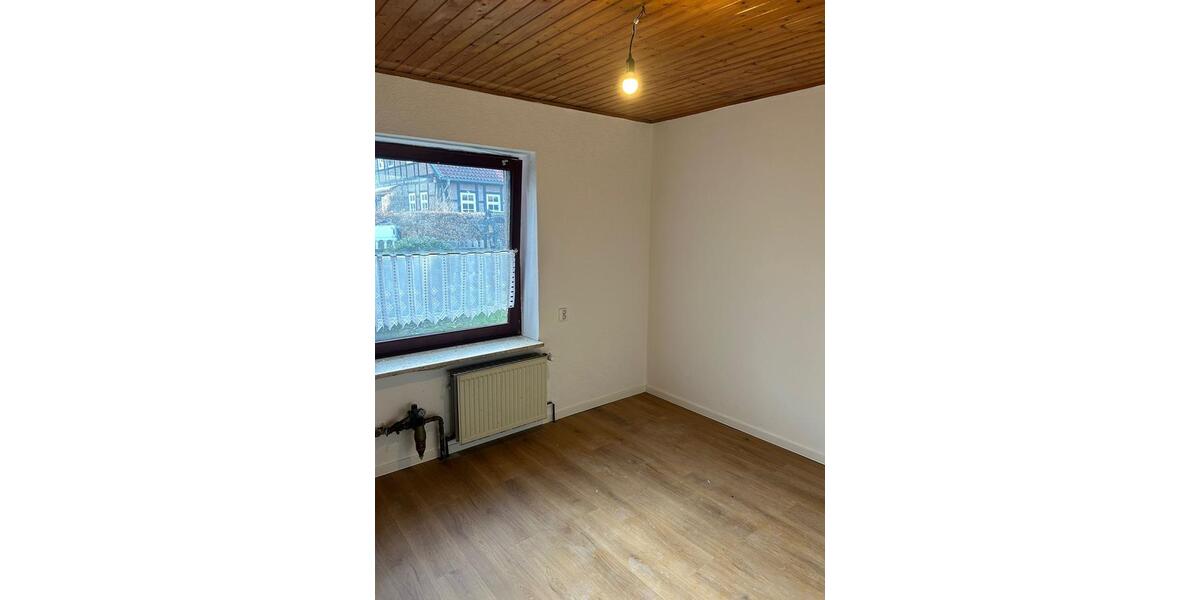 Doppelhaushälfte Burgwedel - 4 Zimmer, 116 m&sup2;, 1.250&euro; | Angebot:25834126
