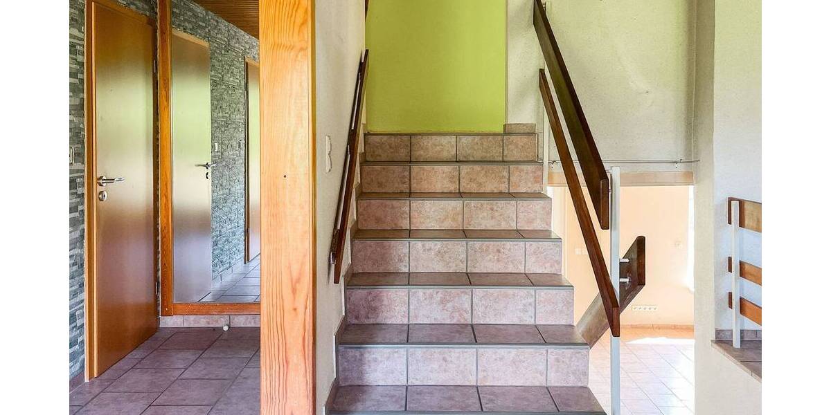 Einfamilienhaus Sarstedt - 5 Zimmer, 145 m&sup2;, 270.000&euro; | Angebot:26486491