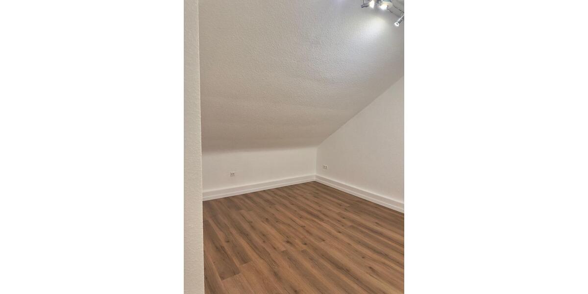 Dachgeschoßwohnung Garbsen Berenbostel - 3 Zimmer, 58 m&sup2;, 700&euro; | Angebot:25972289