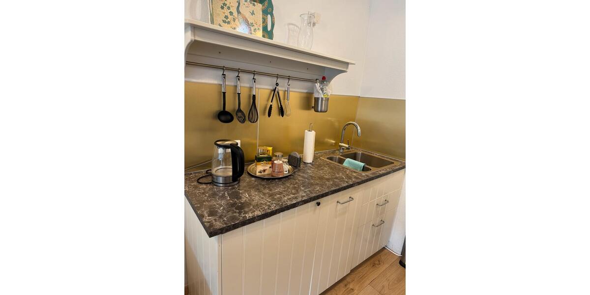 Hochparterre Hannover Vahrenwald-List - 1 Zimmer, 38 m&sup2;, 1.050&euro; | Angebot:25427711