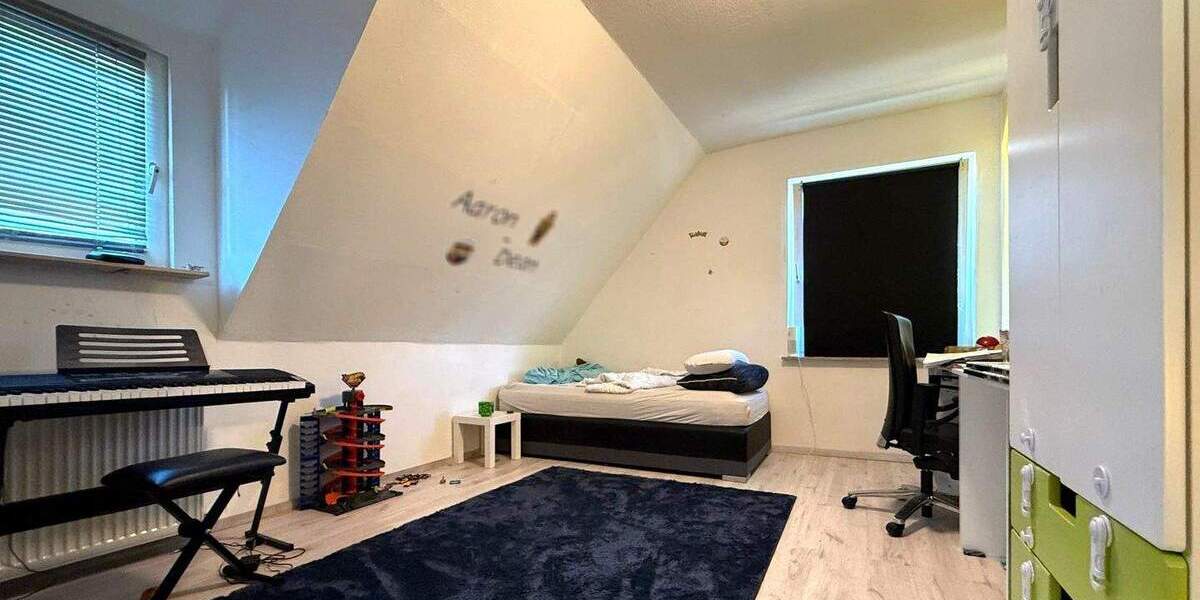 Doppelhaushälfte Garbsen Berenbostel - 7 Zimmer, 140 m&sup2;, 419.000&euro; | Angebot:25686075