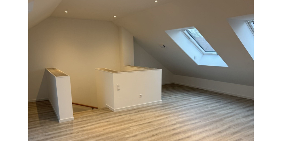 Reihenhaus Burgwedel - 5 Zimmer, 152 m&sup2;, 1.950&euro; | Angebot:24553998