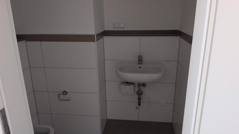 Dachgeschoßwohnung Hannover Linden-Limmer - 3 Zimmer, 86 m&sup2;, 987&euro; | Angebot:26447587
