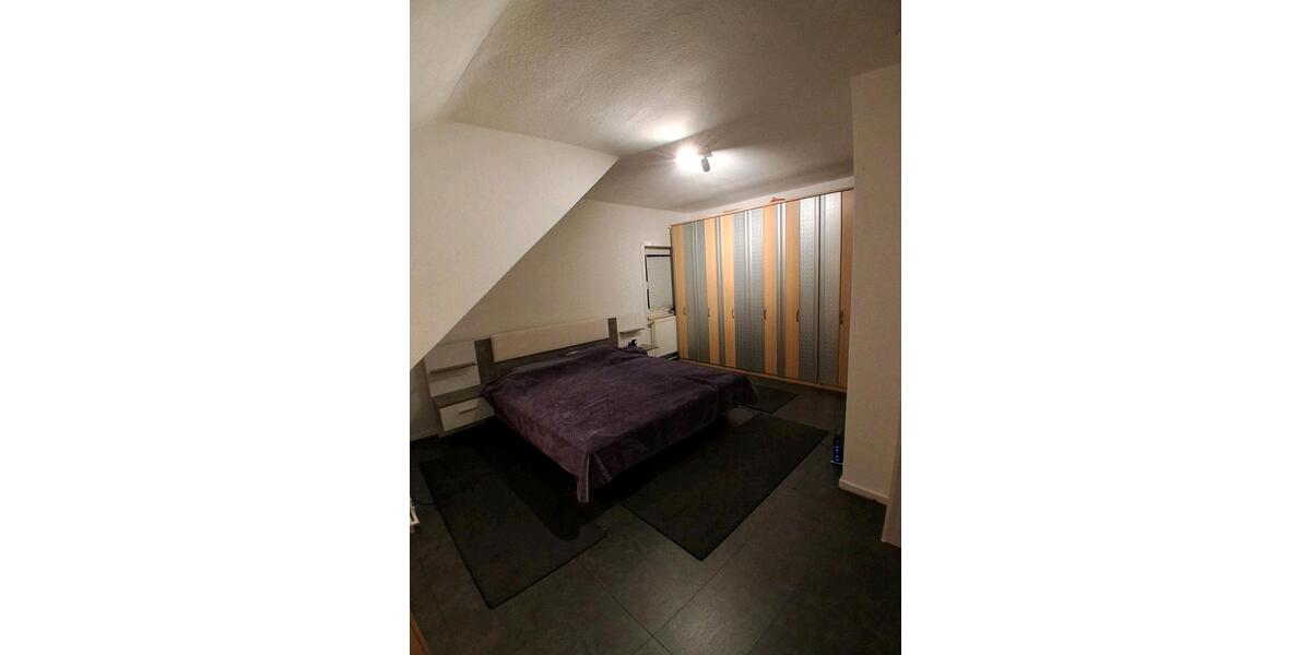 Dachgeschoßwohnung Barsinghausen - 3 Zimmer, 68 m&sup2;, 950&euro; | Angebot:26443685
