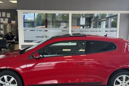 VW Scirocco 221.253 km 4.990 &euro; Hannover 30419