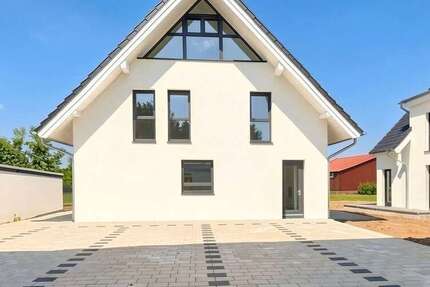 Haus Neustadt am Rübenberge - 5 Zimmer, 143 m&sup2;, 379.000&euro; | Angebot:25779218