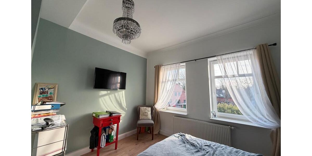 Einfamilienhaus Sehnde - 7 Zimmer, 230 m&sup2;, 699.000&euro; | Angebot:25783020