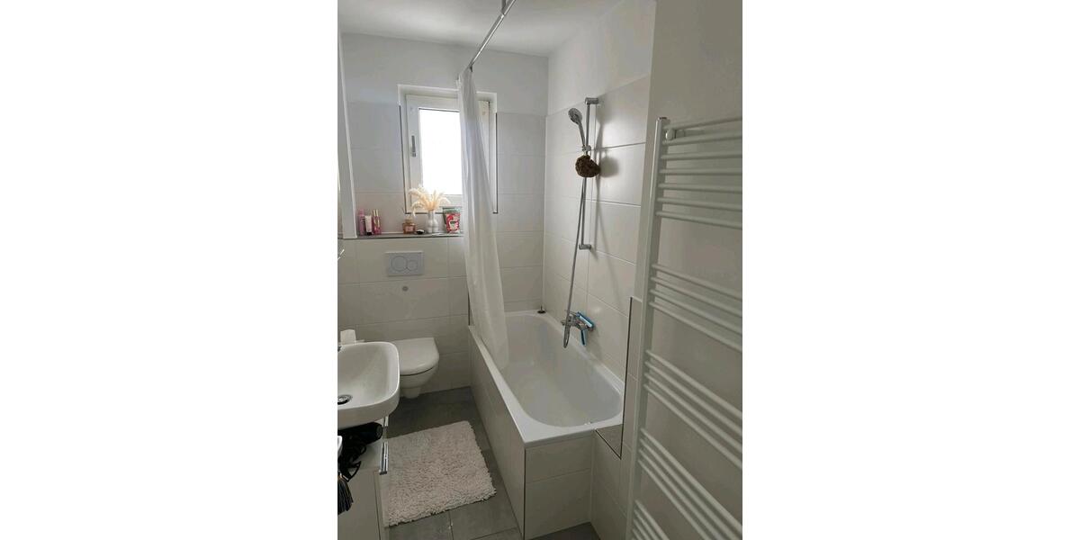 Etagenwohnung Seelze - 3 Zimmer, 65 m&sup2;, 610&euro; | Angebot:25865595