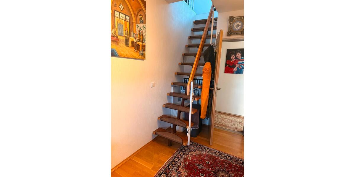 Maisonettenwohnung Hannover Herrenhausen-Stöcken - 4 Zimmer, 98 m&sup2;, 300.000&euro; | Angebot:27023244