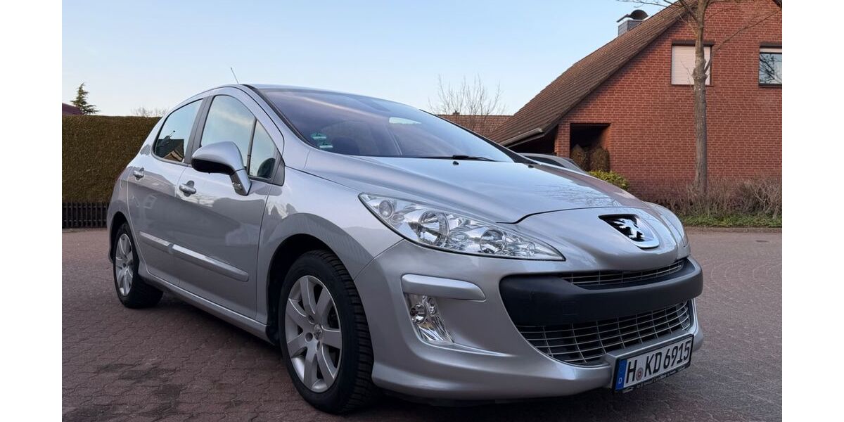 Peugeot 308 122.000 km 4.450 &euro; Garbsen 30827