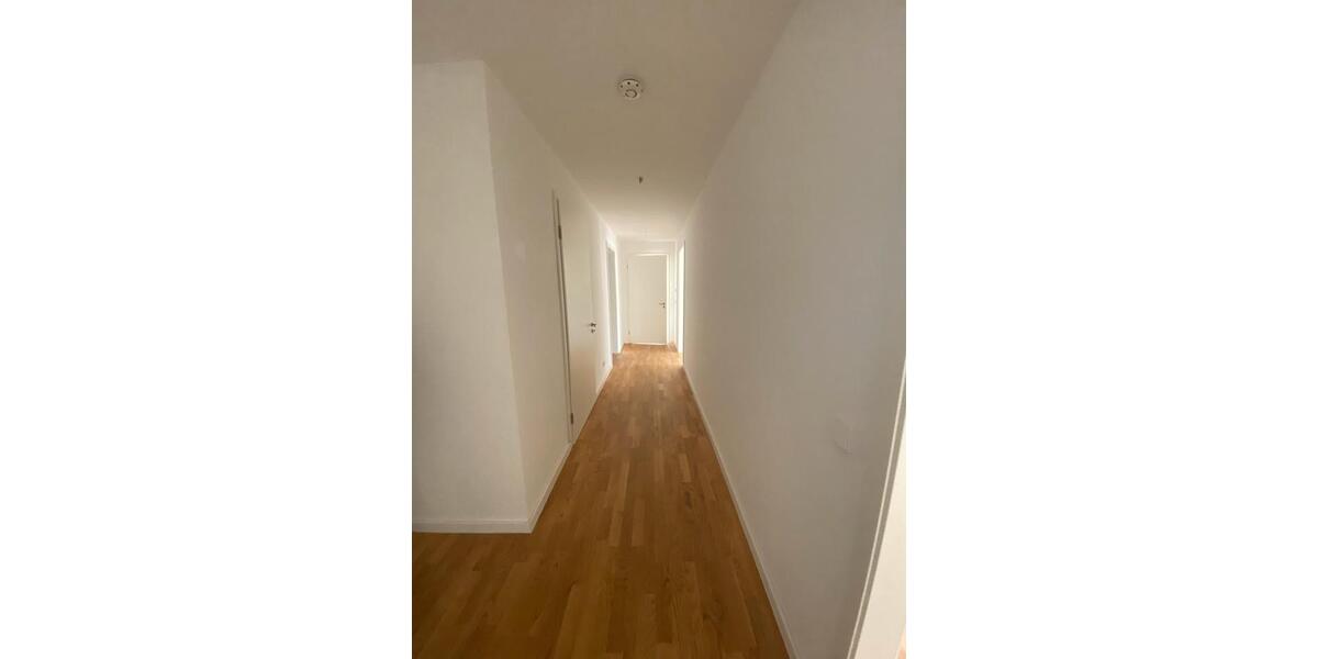 Etagenwohnung Langenhagen - 3 Zimmer, 103 m&sup2;, 1.175&euro; | Angebot:26479611