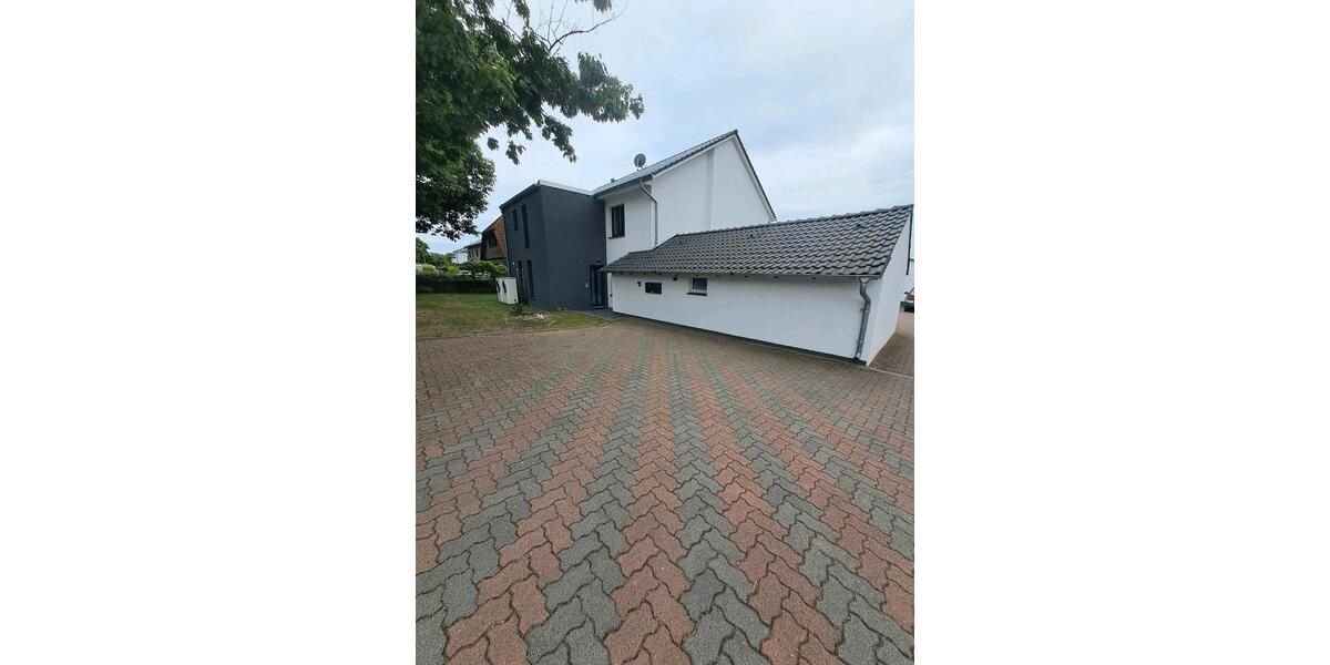 Maisonettenwohnung Garbsen Berenbostel - 5 Zimmer, 160 m&sup2;, 1.640&euro; | Angebot:25995468