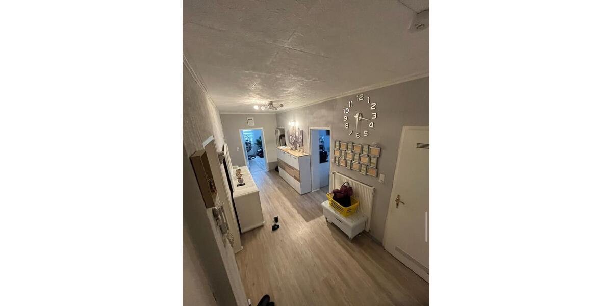 Etagenwohnung Stadthagen - 3.5 Zimmer, 100 m&sup2;, 800&euro; | Angebot:25380299