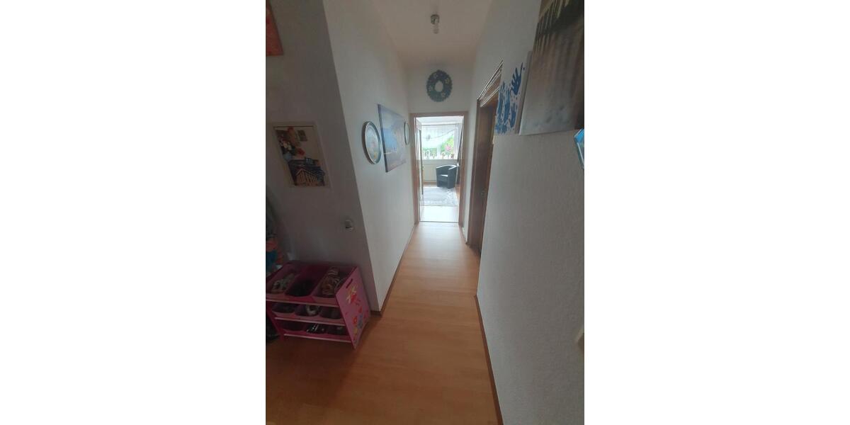 Dachgeschoßwohnung Laatzen - 3 Zimmer, 83 m&sup2;, 730&euro; | Angebot:25972253