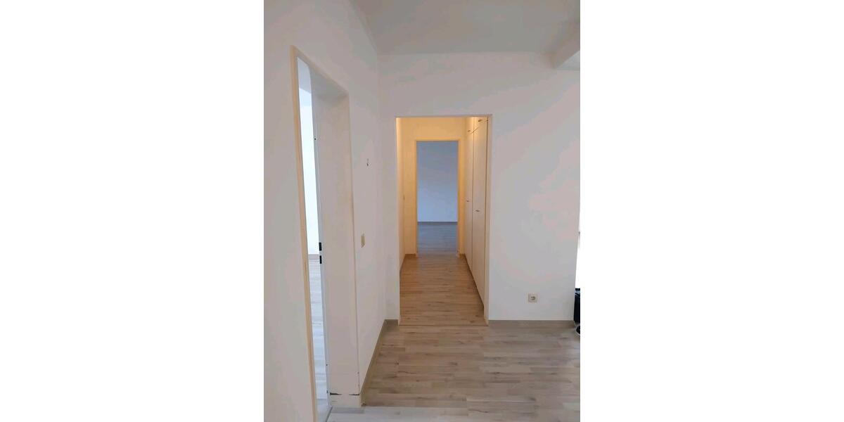 Etagenwohnung Neustadt am Rübenberge - 3 Zimmer, 95 m&sup2;, 360.000&euro; | Angebot:25870637