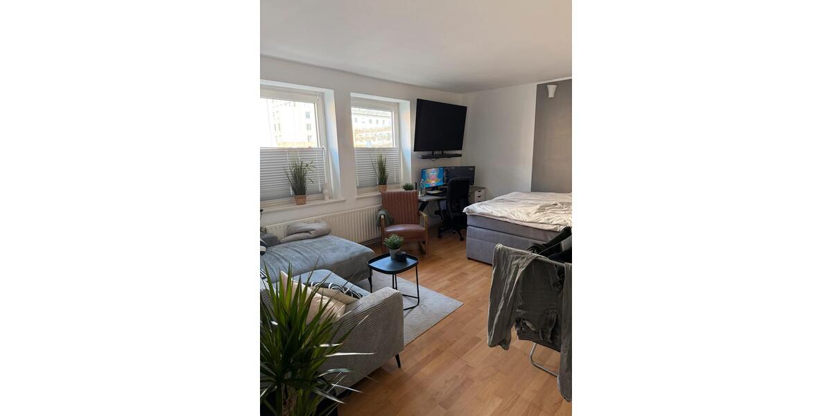 Hochparterre Hannover Vahrenwald-List - 1 Zimmer, 42 m&sup2;, 450&euro; | Angebot:25946942