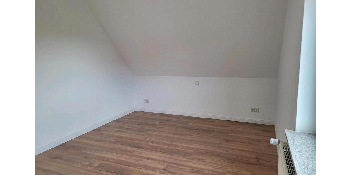 Mehrfamilienhaus, Wohnhaus Burgwedel - 6 Zimmer, 167 m&sup2;, 325.000&euro; | Angebot:25857494