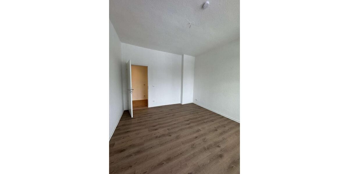 Etagenwohnung Hannover Linden-Limmer - 3 Zimmer, 65 m&sup2;, 790&euro; | Angebot:24437780