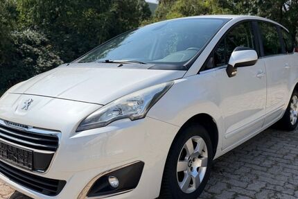 Peugeot 5008 166.000 km 5.300 &euro; Hannover 30179
