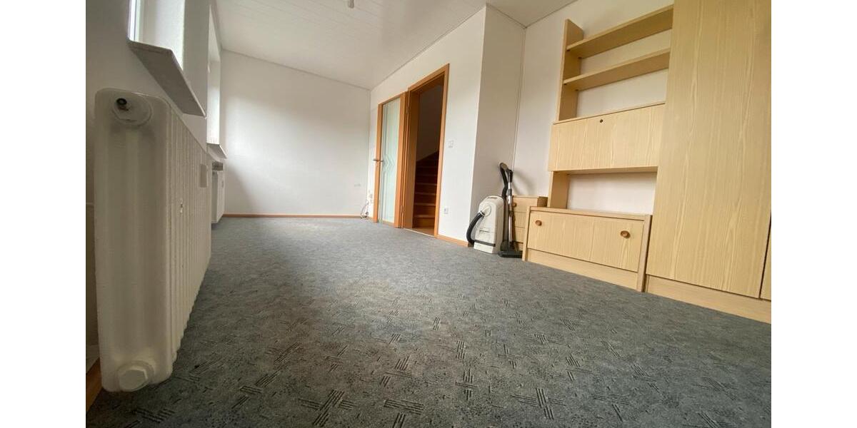 Dachgeschoßwohnung Stadthagen - 5 Zimmer, 126 m&sup2;, 1.200&euro; | Angebot:24868051