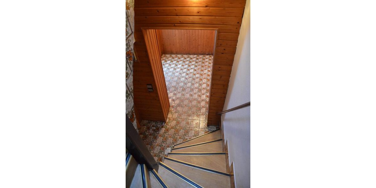 Einfamilienhaus Langenhagen Brink - 9 Zimmer, 270 m&sup2;, 540.000&euro; | Angebot:25640648