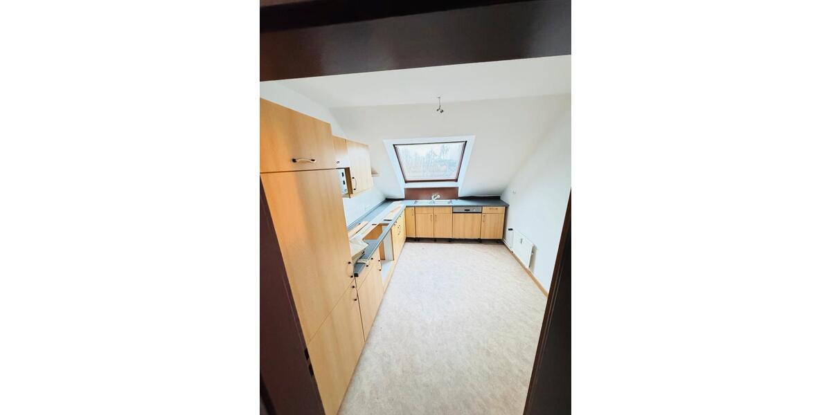 Dachgeschoßwohnung Garbsen Berenbostel - 3 Zimmer, 94 m&sup2;, 862&euro; | Angebot:25965411