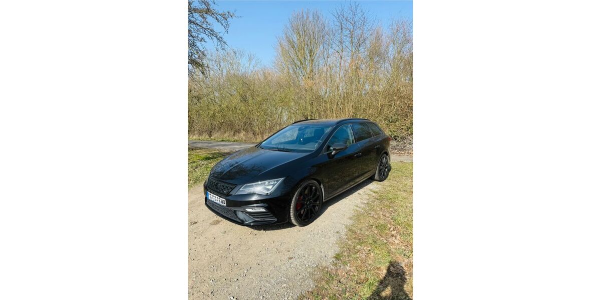 Seat Leon 53.500 km 22.490 &euro; Lehrte 31275