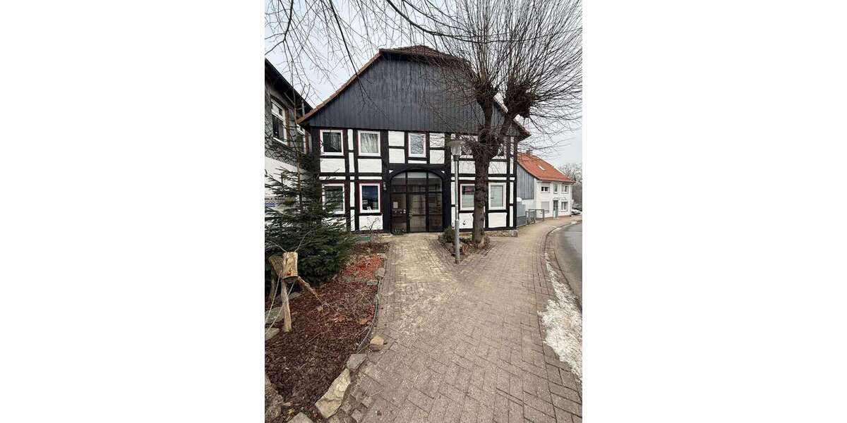 Einfamilienhaus Bad Münder - 12 Zimmer, 250 m&sup2;, 355.000&euro; | Angebot:24778153