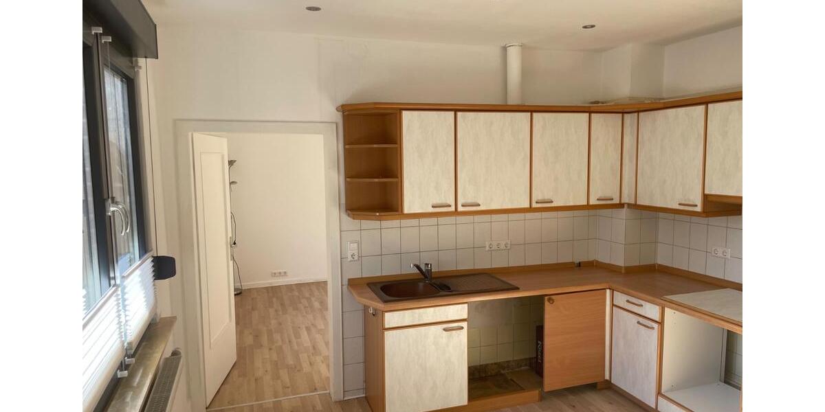 Erdgeschoßwohnung Hannover Herrenhausen-Stöcken - 3 Zimmer, 100 m&sup2;, 1.200&euro; | Angebot:26421306