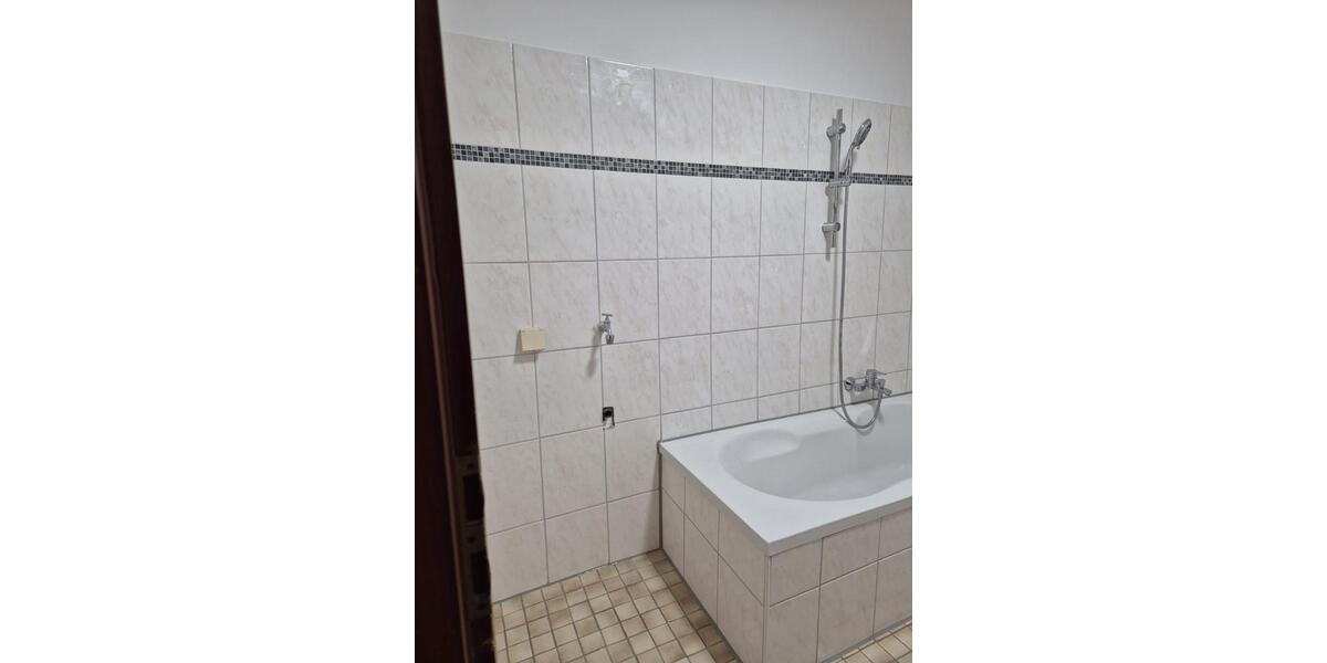 Erdgeschoßwohnung Stadthagen - 3 Zimmer, 75 m&sup2;, 750&euro; | Angebot:24804094