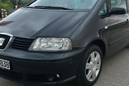 Seat Alhambra 348.000 km 2.499 &euro; Garbsen 30823