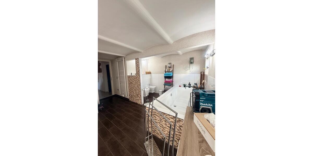 Bauernhaus, Landhaus Haste - 8 Zimmer, 200 m&sup2;, 450.000&euro; | Angebot:26944671