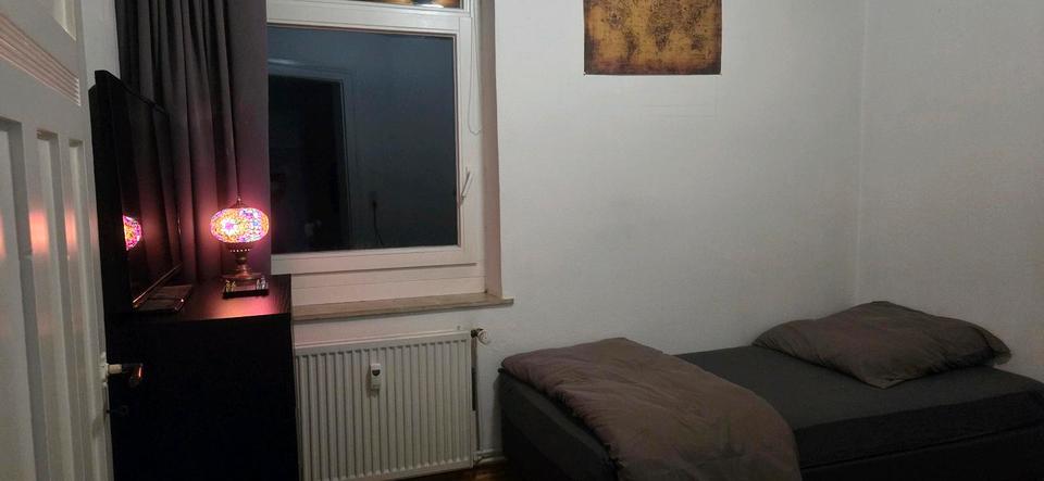 Erdgeschoßwohnung Hannover Buchholz-Kleefeld - 3 Zimmer, 60 m&sup2;, 1.100&euro; | Angebot:25942357