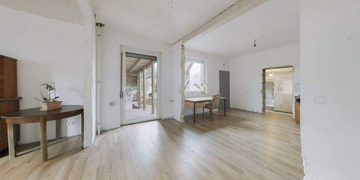 Einfamilienhaus Neustadt Eilvese - 8 Zimmer, 156 m&sup2;, 299.000&euro; | Angebot:25744855