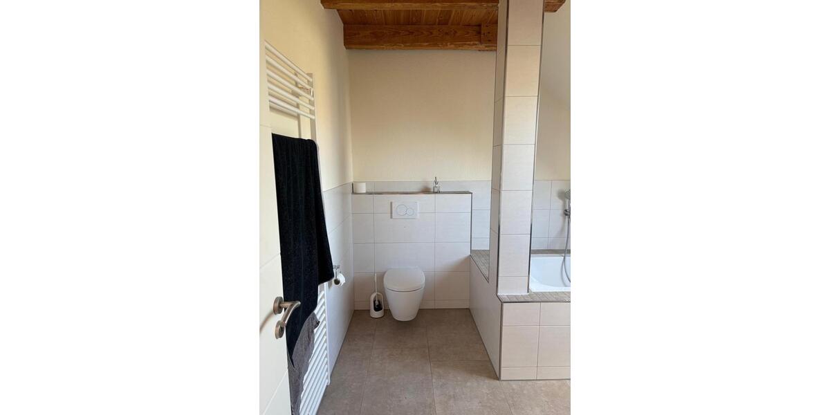 Dachgeschoßwohnung Burgwedel - 2 Zimmer, 70 m&sup2;, 600&euro; | Angebot:25948879