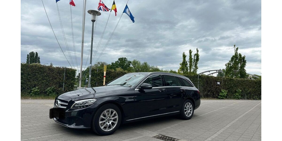 Mercedes-Benz C 220 235.000 km 14.000 &euro; Schwarmstedt 29690