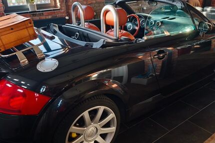Audi TTS 141.000 km 17.900 &euro; Garbsen 30826