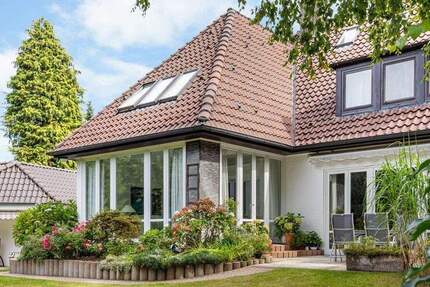 Haus Stadthagen - 6 Zimmer, 225 m&sup2;, 695.000&euro; | Angebot:25671333