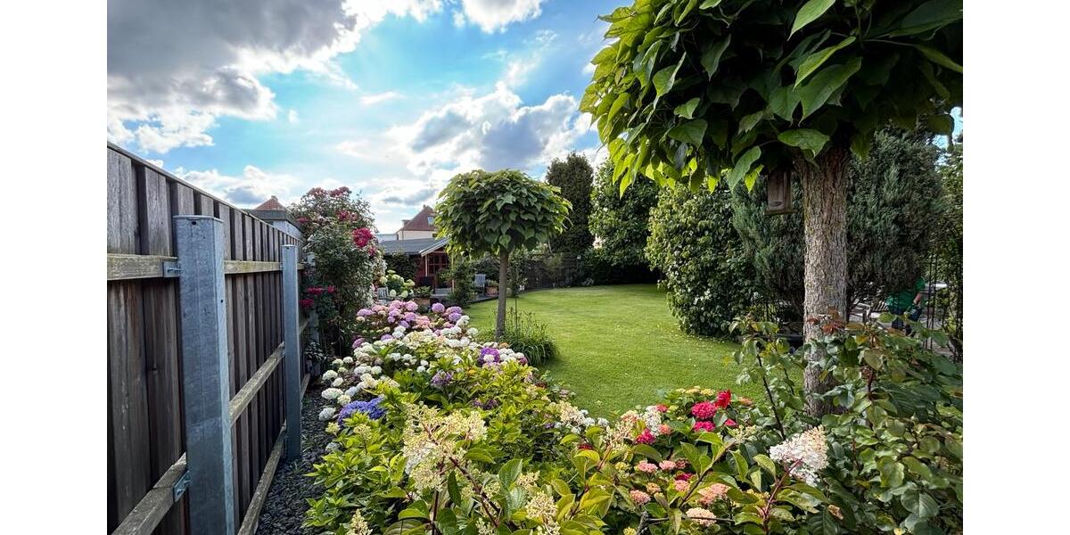 Einfamilienhaus Garbsen - 6 Zimmer, 200 m&sup2;, 659.000&euro; | Angebot:25784533