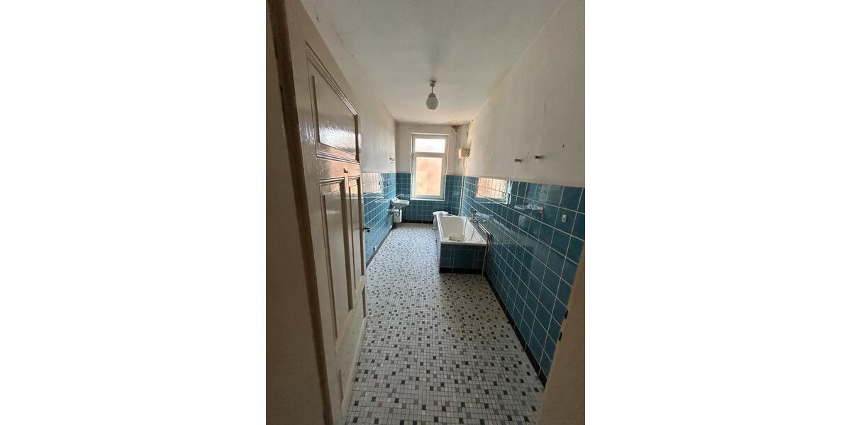 Bauernhaus, Landhaus Bad Nenndorf - 8 Zimmer, 360 m&sup2;, 280.000&euro; | Angebot:27131246