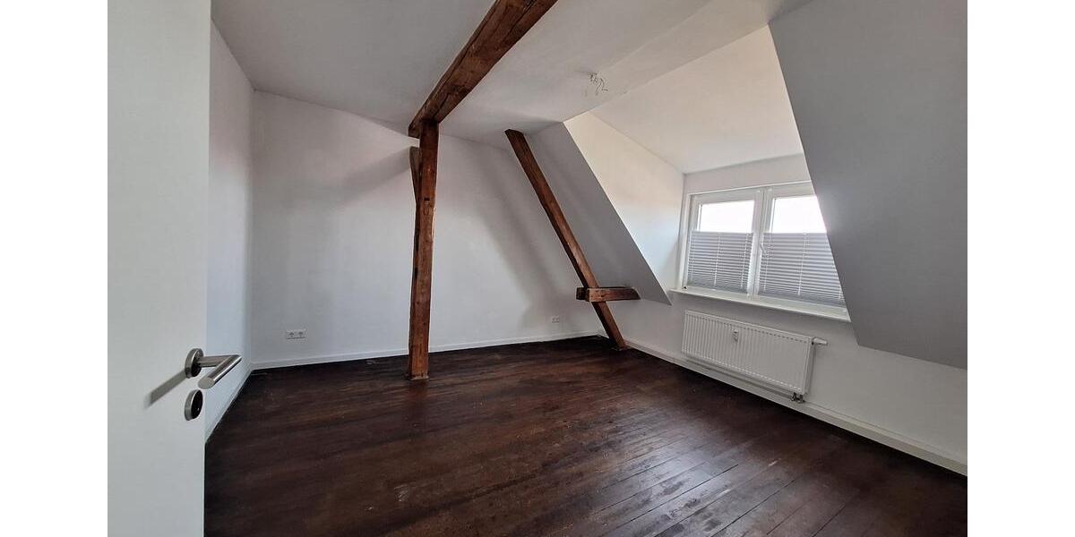 Etagenwohnung Laatzen - 3 Zimmer, 83 m&sup2;, 820&euro; | Angebot:25590491