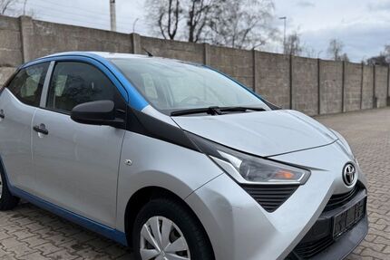 Toyota Aygo (X) 21.000 km 7.300 &euro; Hannover 30179
