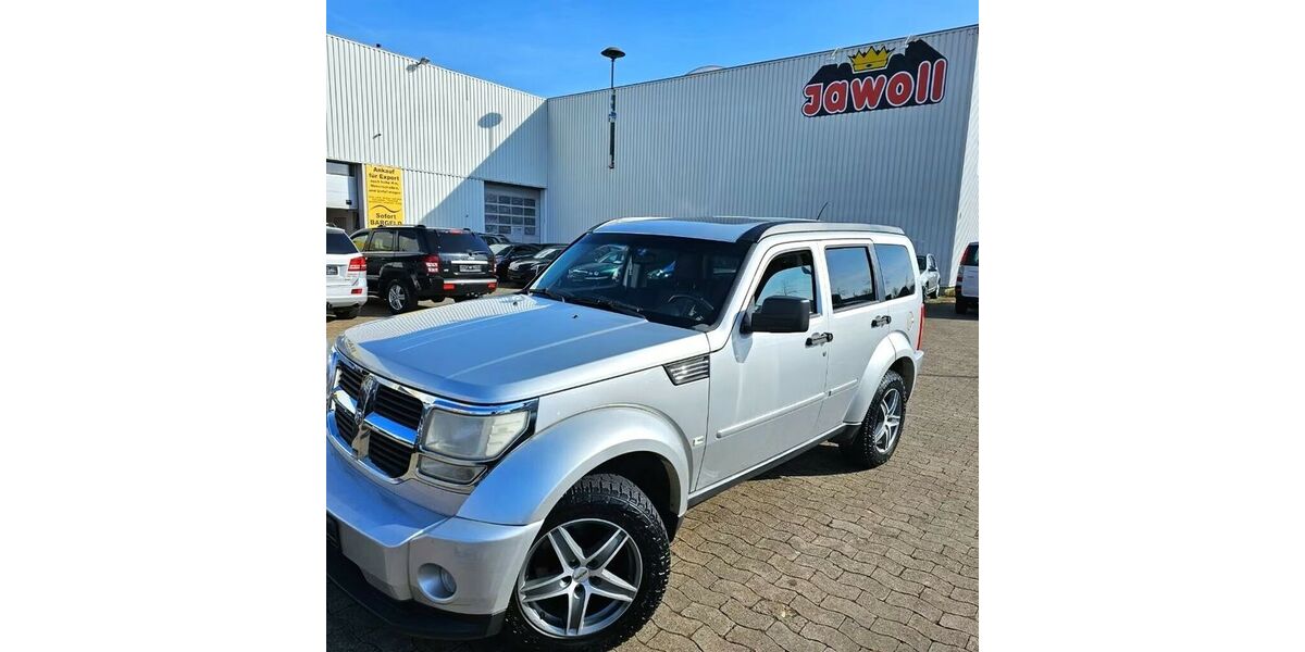 Dodge Nitro 257.000 km 4.450 &euro; Garbsen/ Hannover 30827