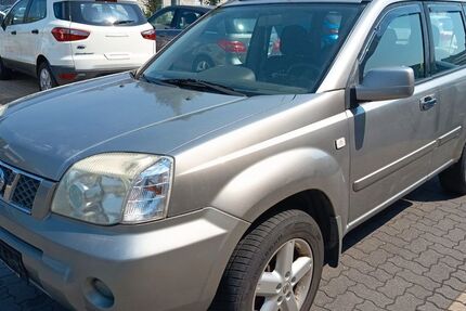 Nissan X-Trail 285.000 km 1.700 &euro; Hannover 30179
