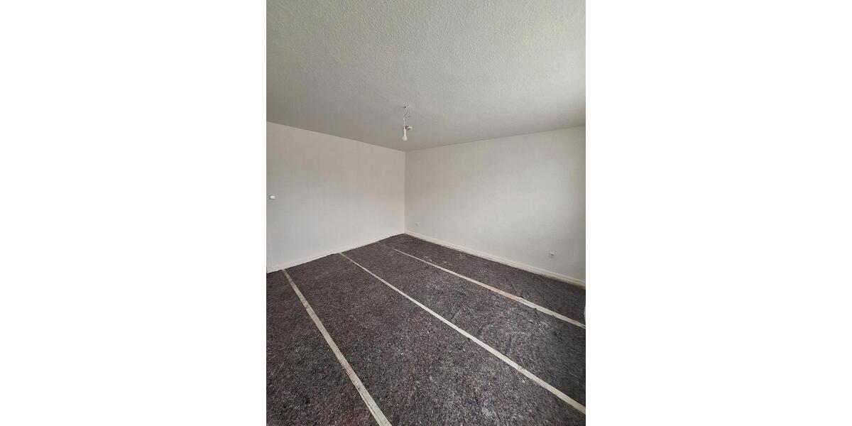 Hochparterre Garbsen Berenbostel - 3 Zimmer, 88 m&sup2;, 930&euro; | Angebot:25811841